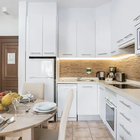 Апарт-готель Royal Sunset Club 4*