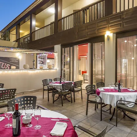 Апарт-готель Royal Sunset Club Адехе