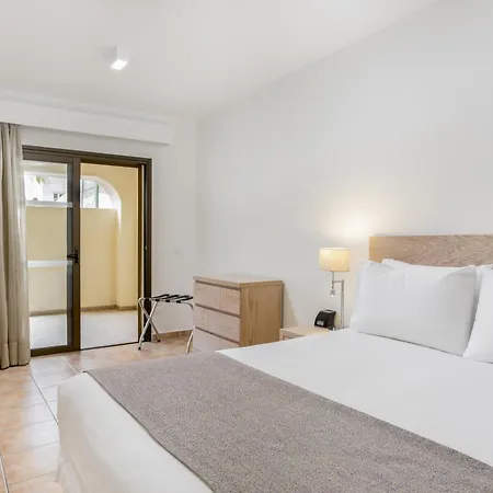 Hilton Vacation Club Royal Sunset Club Tenerife Aparthotel 4*