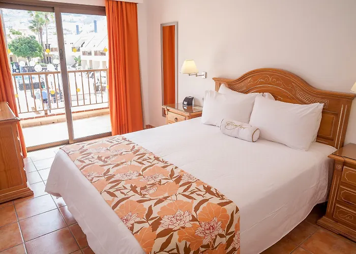 Royal Sunset Club Apartmanhotel 4*