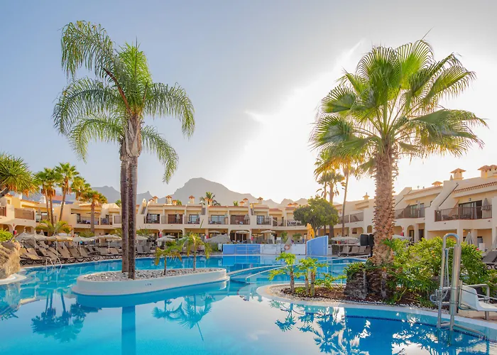 Apartmanhotel Royal Sunset Club 4*